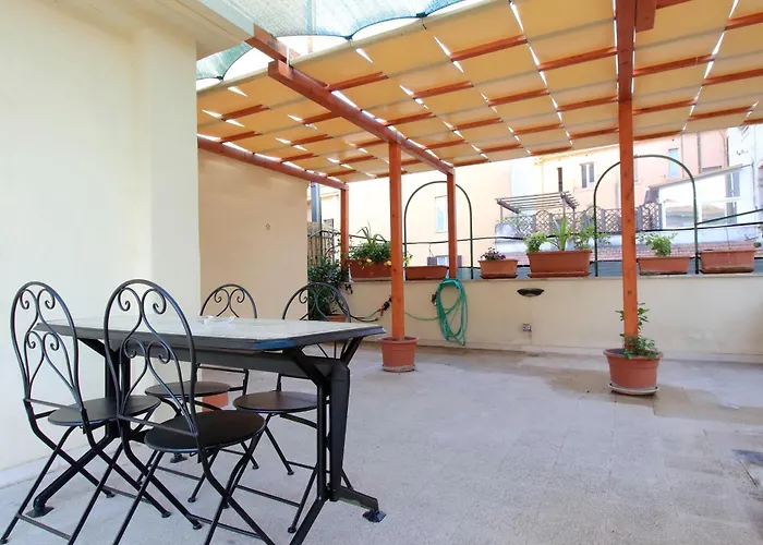 Beautiful With Amazing Rooftop&jacuzzi דירה *